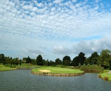 View over Kendleshire Golf Club (The)