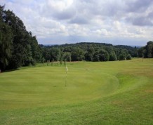 View over Lingdale Golf Club