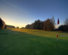 lenzie golf club key features