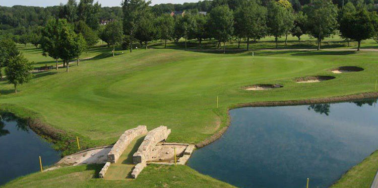 Forest Hills Golf Club (Gloucestershire)