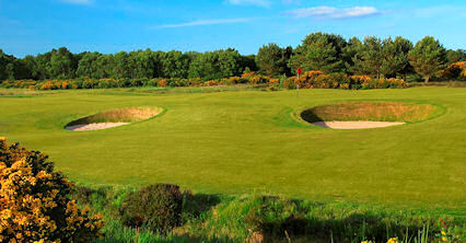 carnoustie golf buddon links key features