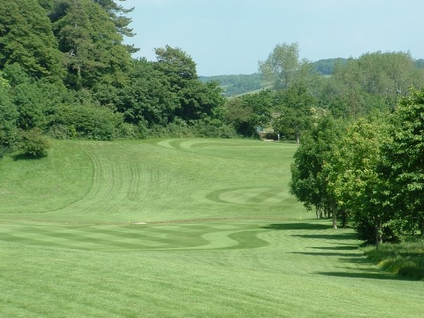 Coed-y-Mwstwr Golf Club